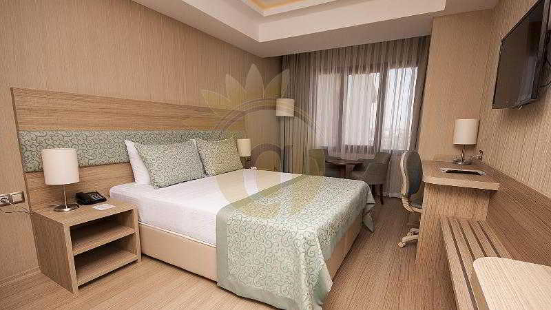 Hotel Golden Way Giyimkent Istanbul Eksteriør billede